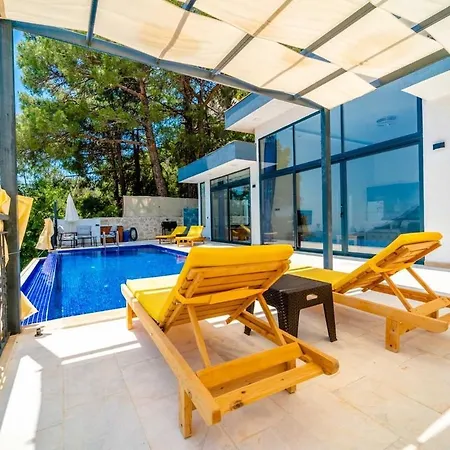Huzurlu Kaş